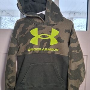 Under Armour Kids Hoodie - Olive Camo with Neon Yellow